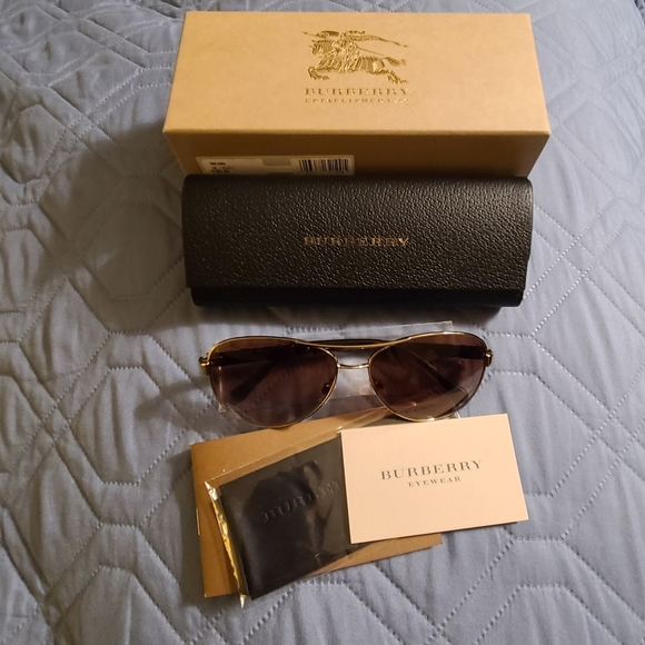 ?AUTHENTIC? - Burberry Eyewear - Brand New
